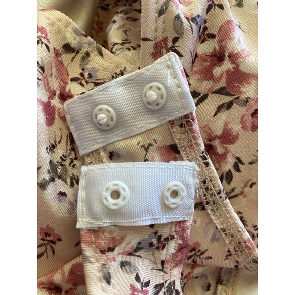 Womens Bodysuit Size L Pink Floral Underwire Adjustable Straps NWT Blashe - Picture 9 of 9